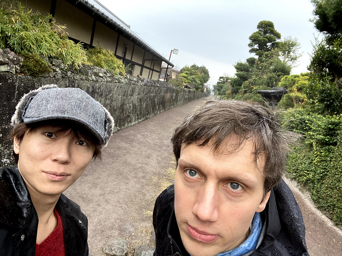ノルウェーの友人と島原を訪れた古市憲寿さん