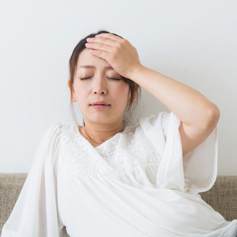 妊娠初期の「つわり」のつらさ、どう乗りきる?ラクになる方法を解説!